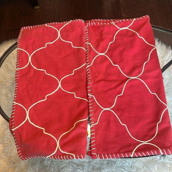 POTTERY BARN (2) MOROCCAN RED TILE EMBROIDERED Pillow Covers - Picture 1 of 4